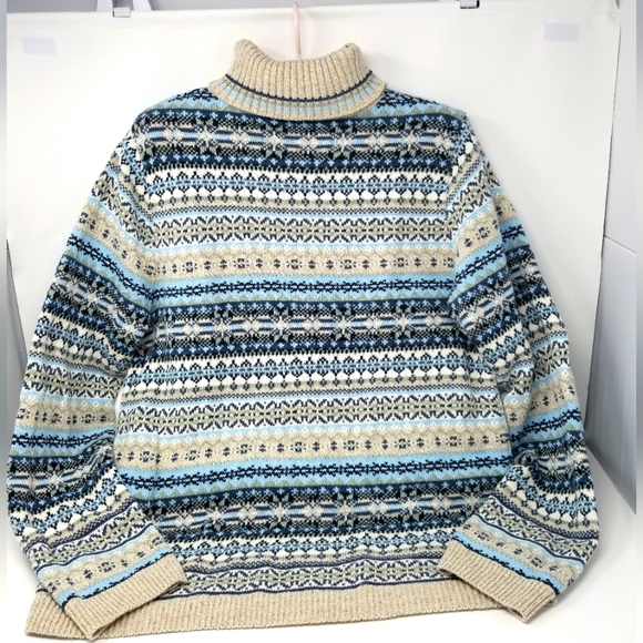Northern Reflections Fair Isle Pullover - Picture 3 of 3